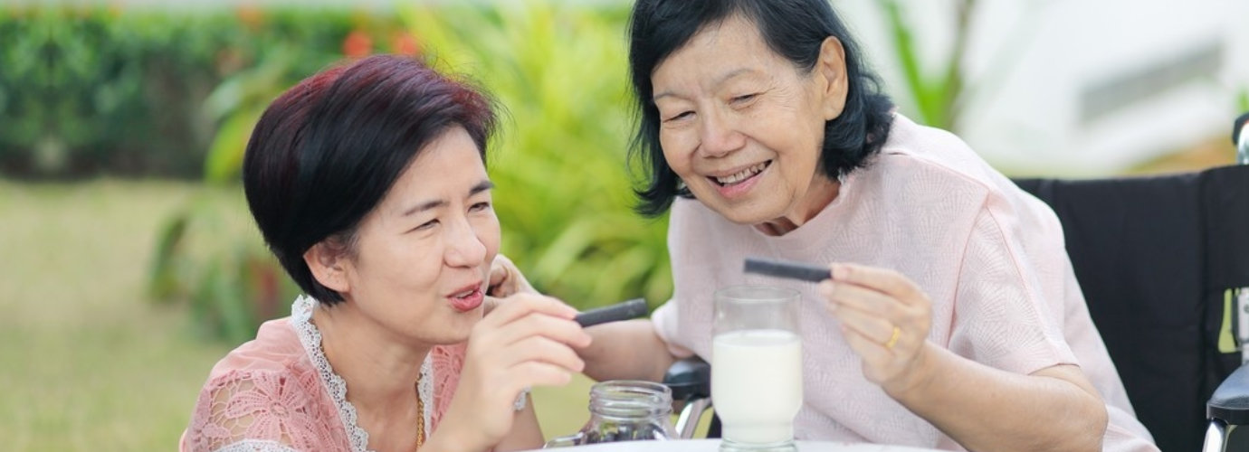 women eating